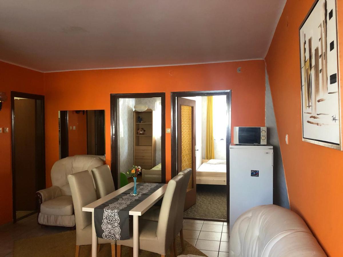 Jesolo Apartmanhaz Balatonkeresztúr Exteriör bild