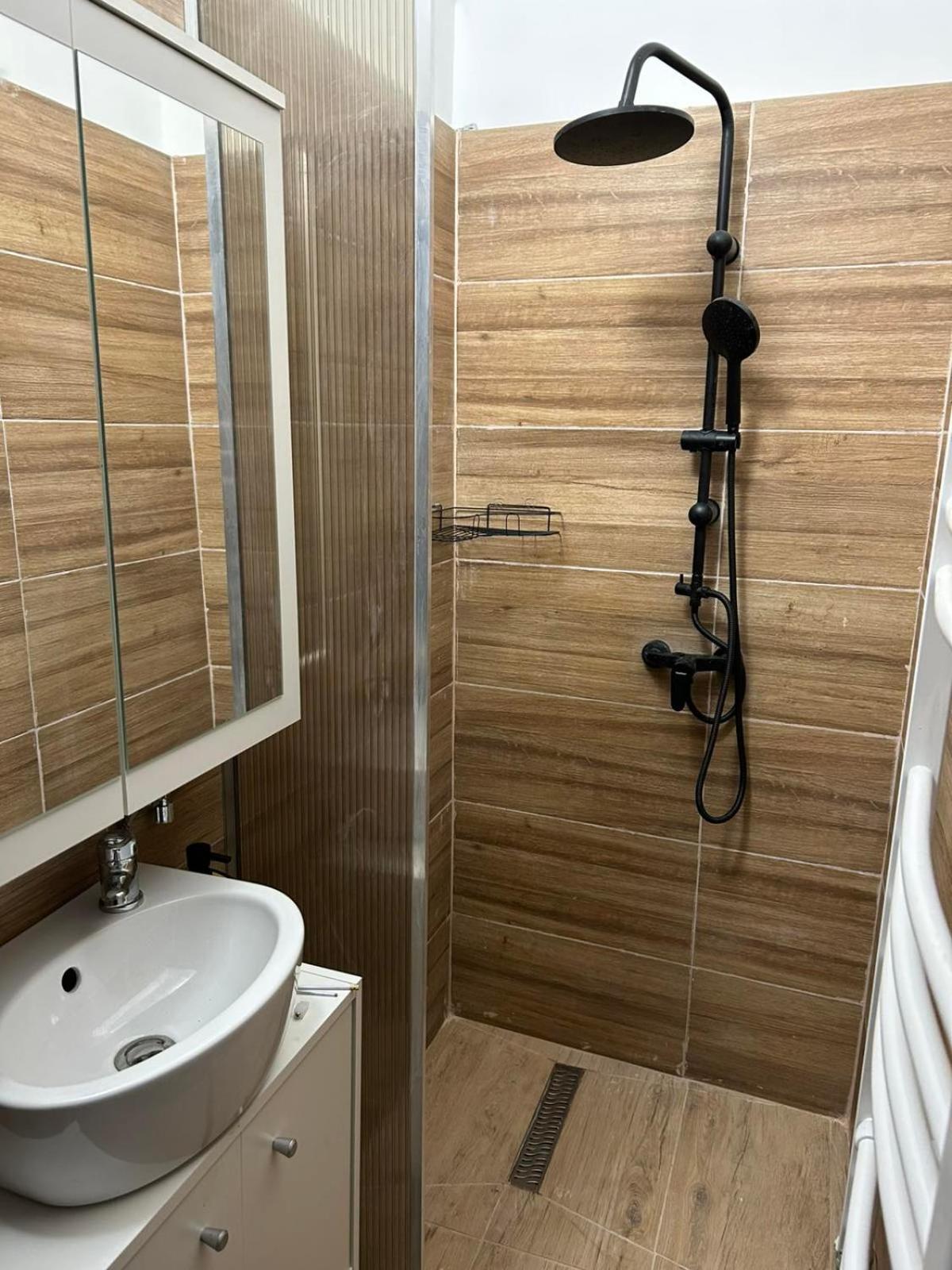 Jesolo Apartmanhaz Balatonkeresztúr Exteriör bild